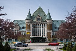 Estación de tren Gare du Palais