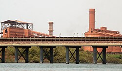 Instalación industrial de procesamiento minero de bauxita
