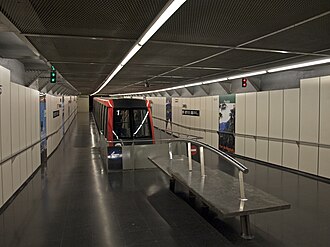 Vehículo del Funicular de Montjuic en la estación de Paral·lel