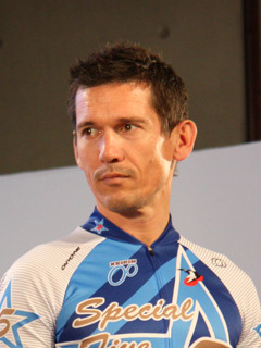Fotografía de perfil de Robbie McEwen