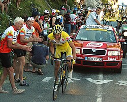 El ciclista David de la Fuente compitiendo en el Tour de Francia.