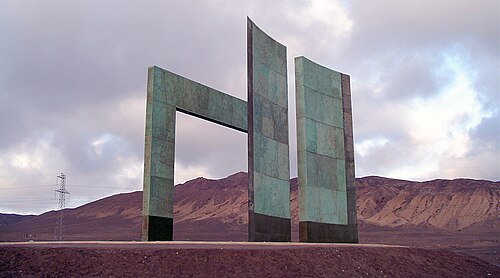 Monumento que señala el Trópico de Capricornio al norte de Antofagasta, Chile.