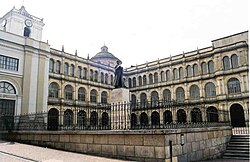 Fachada del Colegio Mayor de San Bartolomé en Bogotá