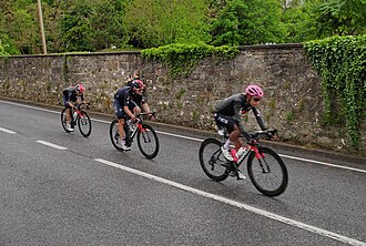 Egan Bernal con la Maglia Rosa