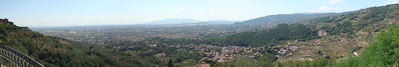Vista de Valdinievole desde Montecatini Alto