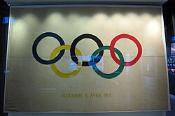 Bandera olímpica en Alejandría