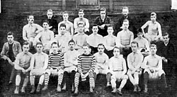 Primer y segundo equipo de los Spurs en 1885 con John Ripsher, Jack Jull y Bobby Buckle.