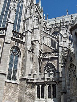 Contrafuertes en la iglesia de San Pedro de Ostende