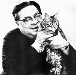 Aldo Fabrizi con su gato