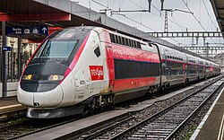 Tren TGV Lyria preparado para salir hacia París