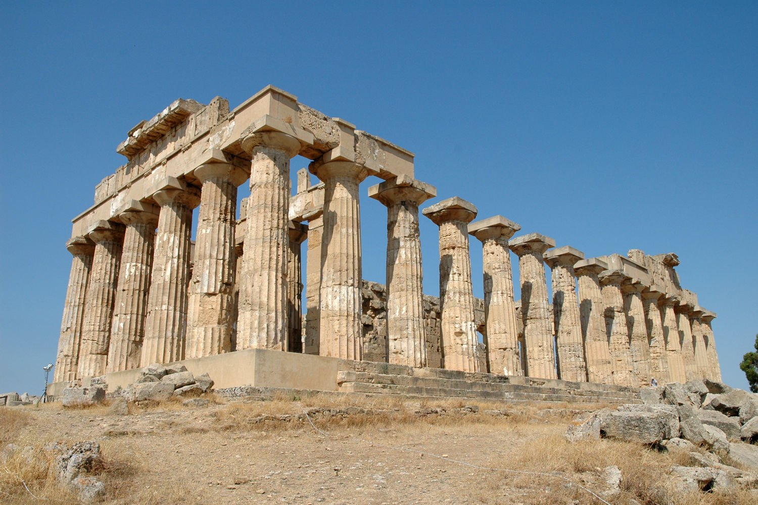 Partenón en la Acrópolis de Atenas