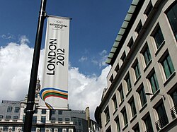 Cartel de la candidatura de Londres 2012 en El Monumento