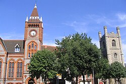 Edificio del ayuntamiento de Reading con su arquitectura tradicional