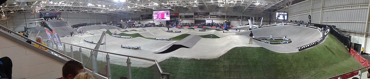 Instalaciones interiores para BMX y saltos