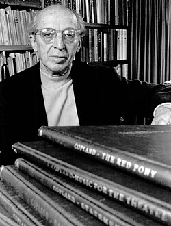 Aaron Copland retratado en 1970