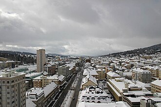 Vista aérea de La Chaux-de-Fonds y Le Locle