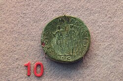 Sestercio romano acuñado en honor a Trajano con el título de Optimus Princeps.