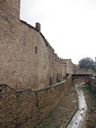 Murallas de San Mateo durante el periodo del conflicto histórico.