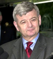 Joschka Fischer ejerciendo como ministro federal de Relaciones Exteriores