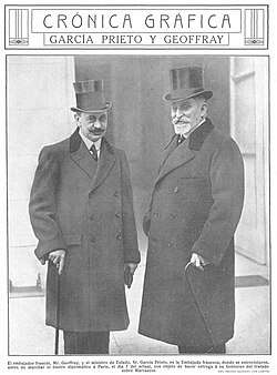 Fotografía de Campúa que muestra a Manuel García Prieto junto a Léon Geoffray en diciembre de 1912.