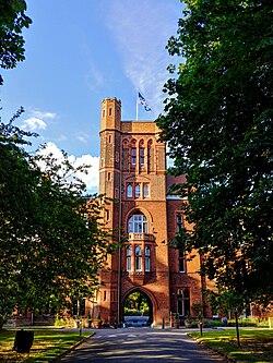 Puerta de entrada del Girton College