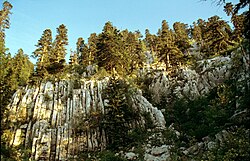 Paisaje montañoso representativo de los Alpes Dináricos