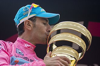 Nibali celebrando en el Giro de Italia