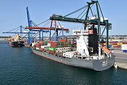 Terminal de portacontenedores del puerto de Bilbao