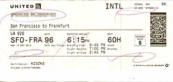 Tarjeta de embarque utilizada por un pasajero en un vuelo internacional.