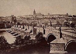 Fotografía histórica del Castillo de Praga en 1870