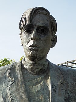Estatua a Lucas Miret Rodríguez