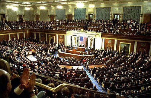 El pleno del Congreso reunido en el Capitolio
