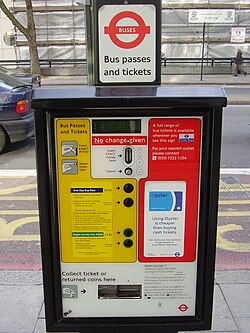 Máquina expendedora de boletos para los autobuses de Londres