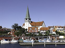 Vista panorámica y detalles históricos de Rønne