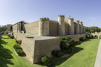 Vista general del Palacio de la Aljafería