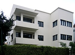 Fachada del Museo Bauhaus de Tel Aviv