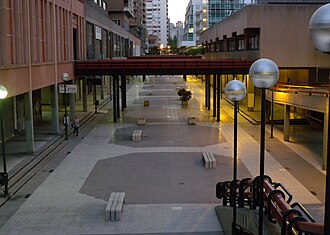 Pasajes y galerías de los bajos de AZCA