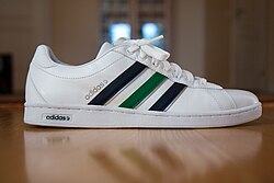 Zapatilla clásica Stan Smith con las tres bandas