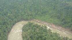 Paisaje del entorno fluvial del Río Mira