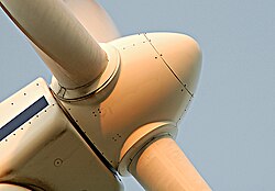 Detalle del buje de una turbina eólica