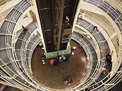 Interior de la biblioteca de la LSE diseñada por Norman Foster