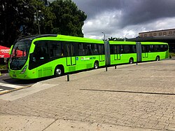 Biarticulado del sistema de transporte Transmetro