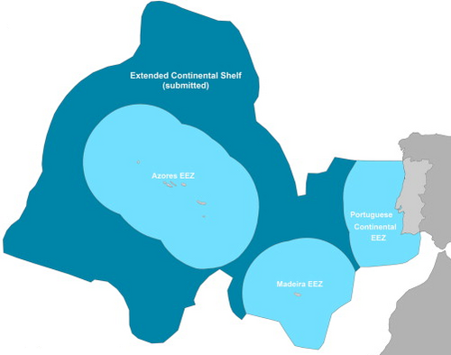 Mapa que ilustra la zona económica exclusiva de Portugal y la posible plataforma continental extendida