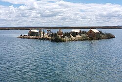 Isla flotante de los Uros