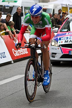 Adriano Malori compitiendo