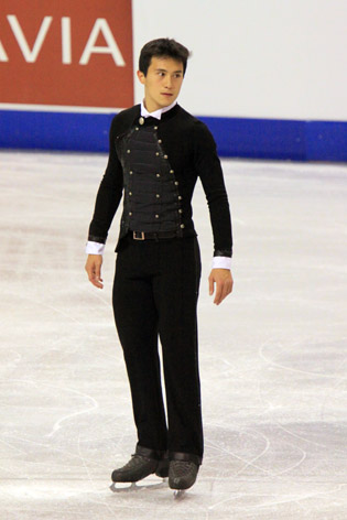 Patrick Chan en una competición