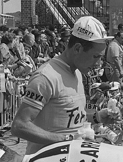 Antonio Bertrán con el maillot de Ferrys en el Tour de Francia de 1963
