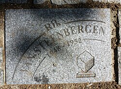 Losa conmemorativa de las victorias de Rik Van Steenbergen en Roubaix
