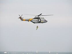 Un helicóptero AS 332 Super Puma SAR del Ejército del Aire de España.