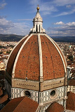 Vista exterior de la cúpula de la catedral de Florencia